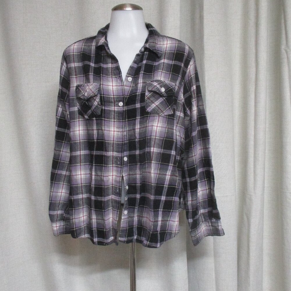 MOSSIMO purple black soft flannel plaid button down shirt top blouse